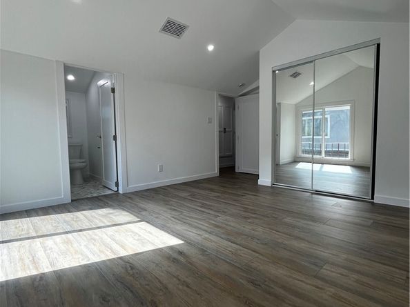 2430 Orange Avenue, La Crescenta CA 91214