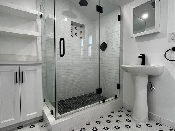 2430 Orange Avenue, La Crescenta CA 91214