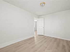 1438 E 20th Street, Los Angeles CA 90011