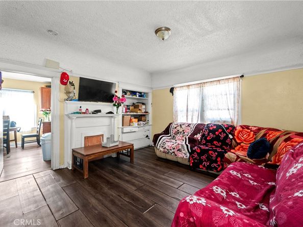 1438 E 20th Street, Los Angeles CA 90011