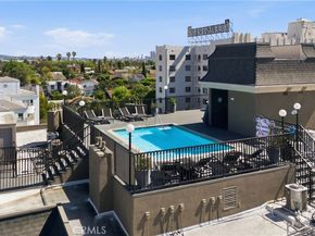 585 N Rossmore 209, Los Angeles CA 90004