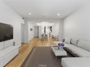 585 N Rossmore 209, Los Angeles CA 90004