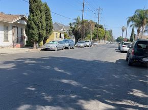 300 E 42nd Place, Los Angeles CA 90011