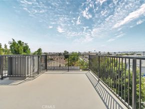 1625 W 227 Street, Torrance CA 90501