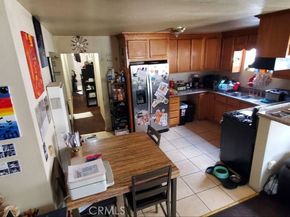 5700 3rd, Los Angeles CA 90043
