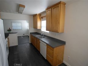 758 E 106th Street, Los Angeles CA 90002