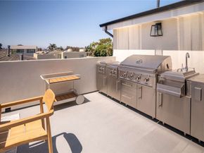 315 E Bay Avenue, Newport Beach CA 92661