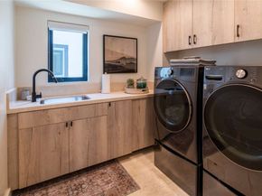 315 E Bay Avenue, Newport Beach CA 92661