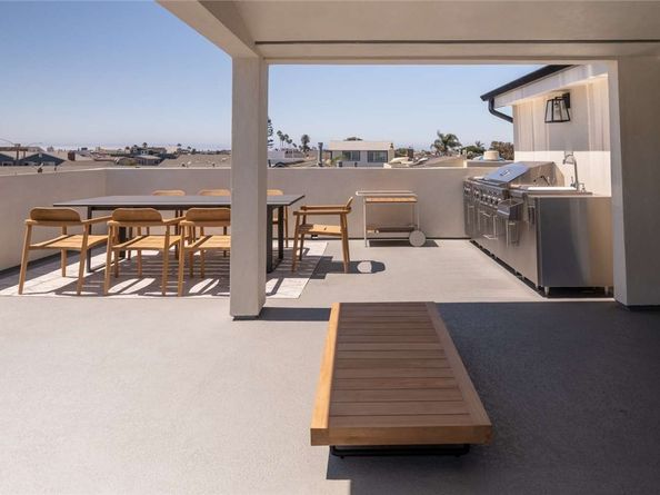 315 E Bay Avenue, Newport Beach CA 92661