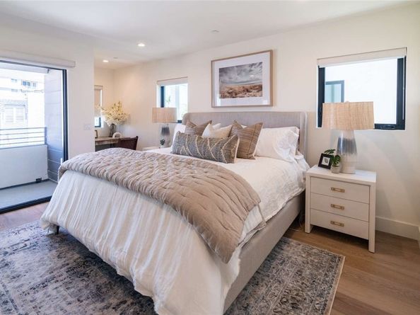 315 E Bay Avenue, Newport Beach CA 92661