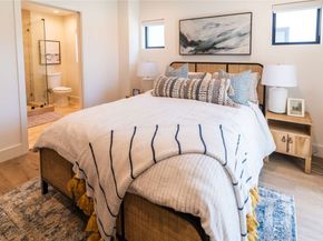 315 E Bay Avenue, Newport Beach CA 92661