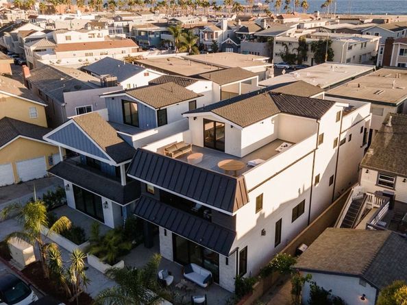 315 E Bay Avenue, Newport Beach CA 92661