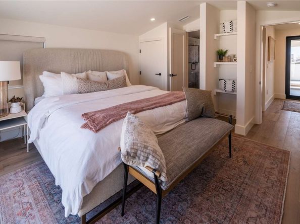 315 E Bay Avenue, Newport Beach CA 92661