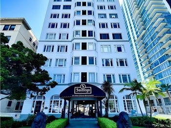 360 W Ocean Boulevard
