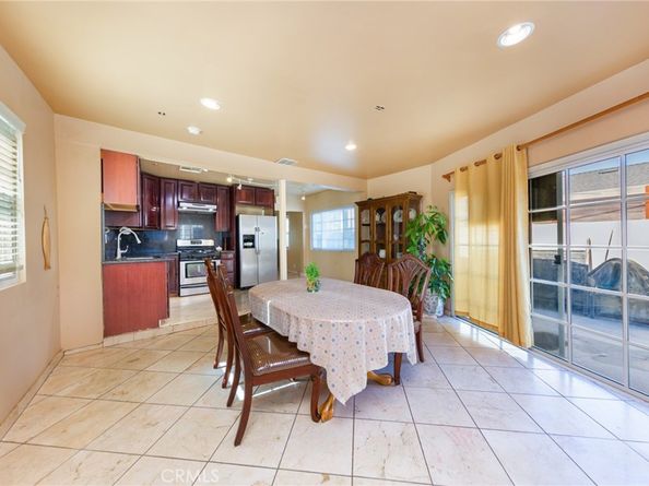 10425 Rainier Street, Sun Valley CA 91352
