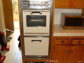 5219 Senford, Los Angeles CA 90056