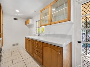 101 Hampden, Alhambra CA 91801