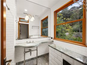 5310 Linda Vista, La Canada Flintridge CA 91011