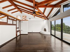 5310 Linda Vista, La Canada Flintridge CA 91011