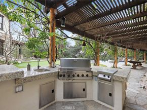 5310 Linda Vista, La Canada Flintridge CA 91011