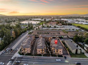 521 N Lark Ellen B, Covina CA 91722