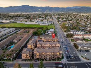 521 N Lark Ellen B, Covina CA 91722