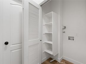 521 N Lark Ellen B, Covina CA 91722