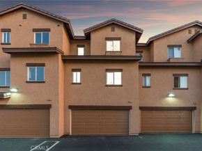 521 N Lark Ellen B, Covina CA 91722