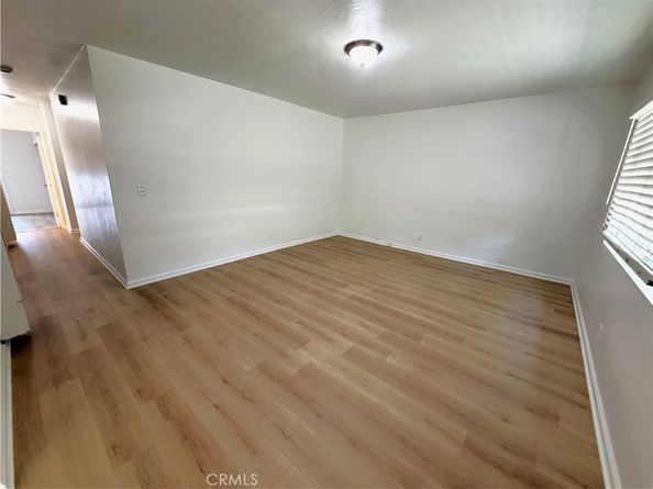 3190 Estado Street, Pasadena CA 91107