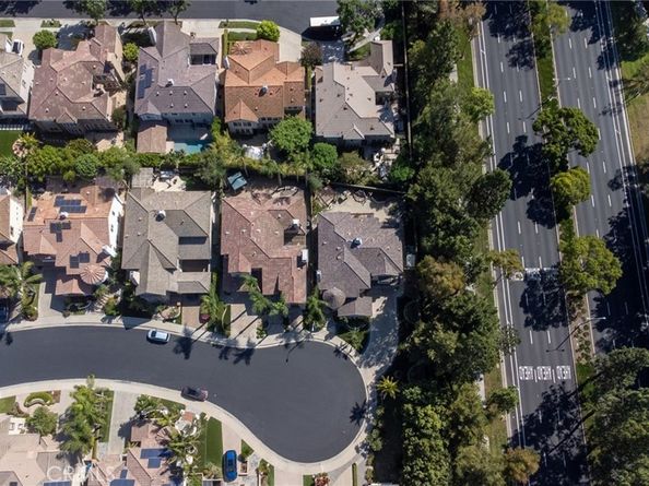 2 Shadow Glen, Irvine CA 92620