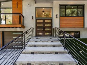 325 N Madison Avenue, Monrovia CA 91016