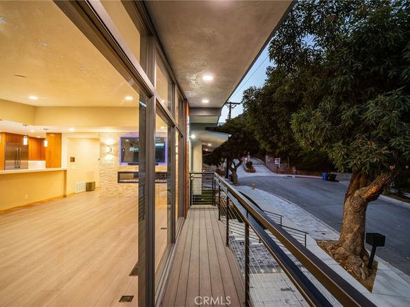 325 N Madison Avenue, Monrovia CA 91016