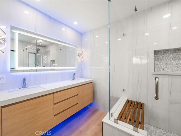 325 N Madison Avenue, Monrovia CA 91016