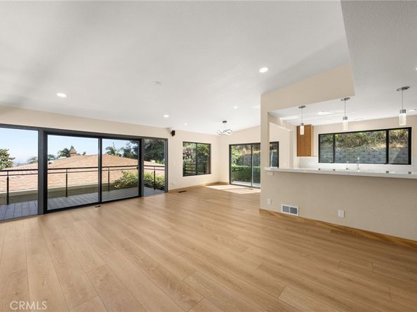 325 N Madison Avenue, Monrovia CA 91016