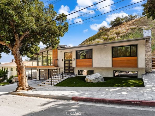 325 N Madison Avenue, Monrovia CA 91016