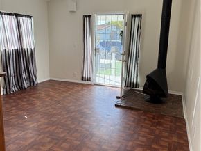 6060 MYRTLE Avenue, Long Beach CA 90805