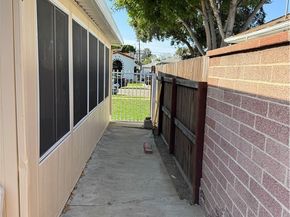 6060 MYRTLE Avenue, Long Beach CA 90805