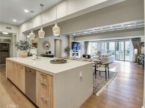 112 S Orange Grove Boulevard 109, Pasadena CA 91105