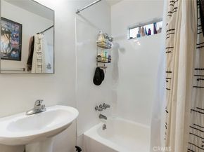 112 N Mar Vista Avenue, Pasadena CA 91106