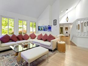 33 Butternut Lane, Stamford CT 06903