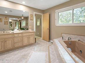 33 Butternut Lane, Stamford CT 06903