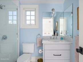 7 Indian Head Road, Riverside CT 06878