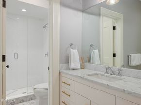 7 Indian Head Road, Riverside CT 06878