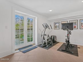 26 Glen Avon Drive, Riverside CT 06878