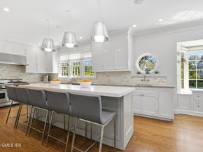 105 Woodside Drive, Greenwich CT 06830