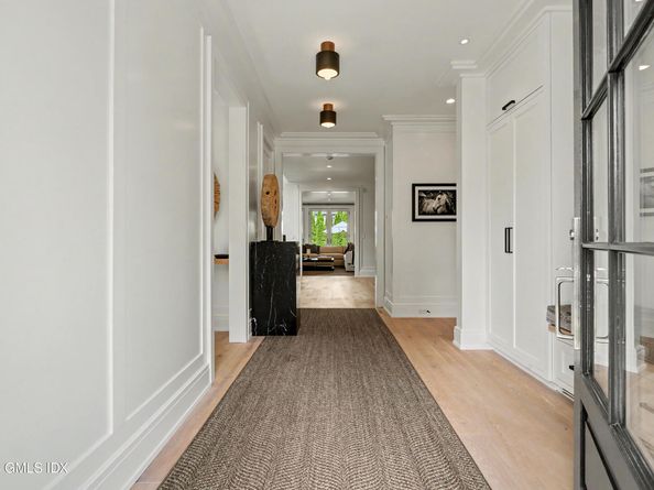 116 Havemeyer Place, Greenwich CT 06830