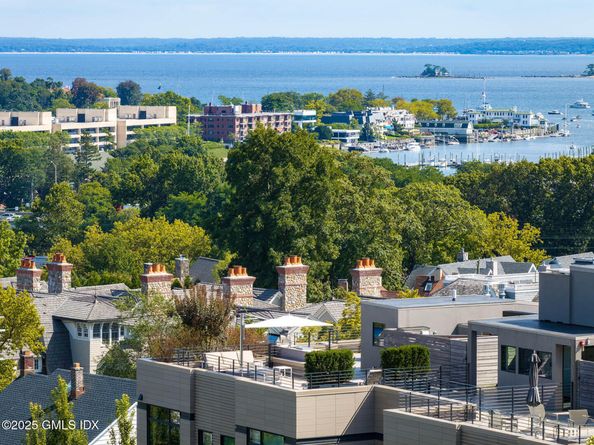 125 Field Point Road PHB5, Greenwich CT 06830