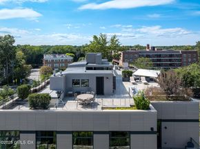 125 Field Point Road PHB5, Greenwich CT 06830
