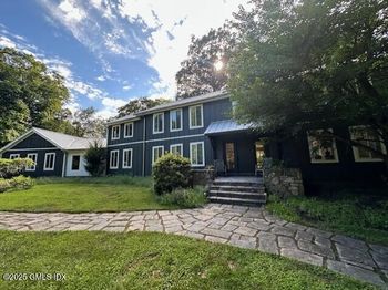 31 Riverfield Drive