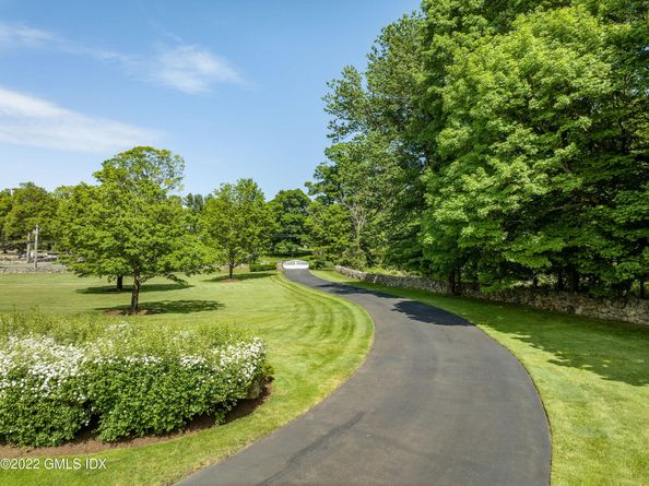 229 Umpawaug Road, Redding CT 06896